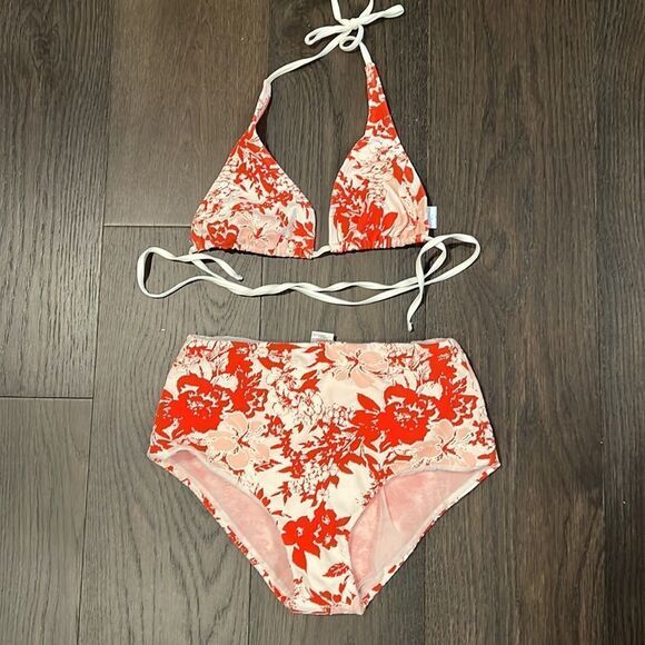 REVOLVE - Brooklyn Bikini Top(M), Cole Bikini Bottom(M) and Joey Wrap Skirt(L) - Picture 2 of 16